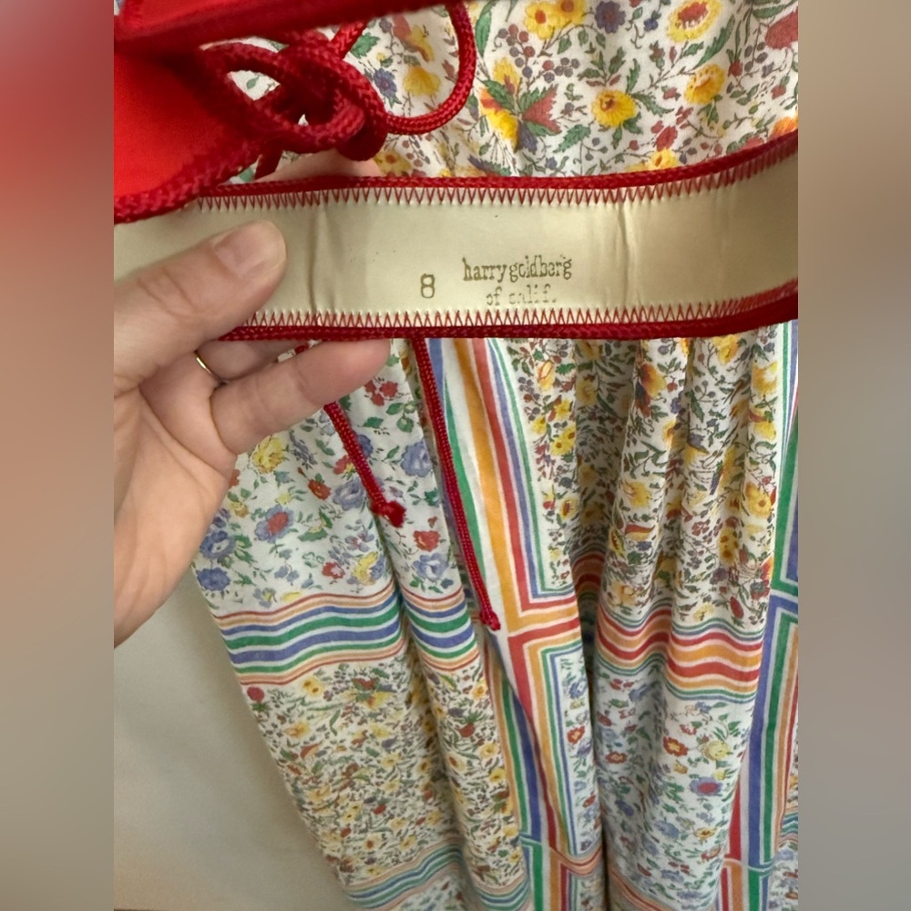 VINTAGE!-{Rainbow of California}-Size: S-Floral Multicolor Dress with Red Belt - Picture 9 of 9